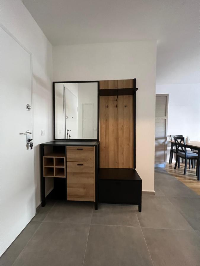 New Loris Apartman Zára Kültér fotó