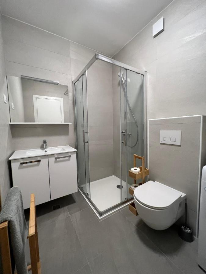New Loris Apartman Zára Kültér fotó